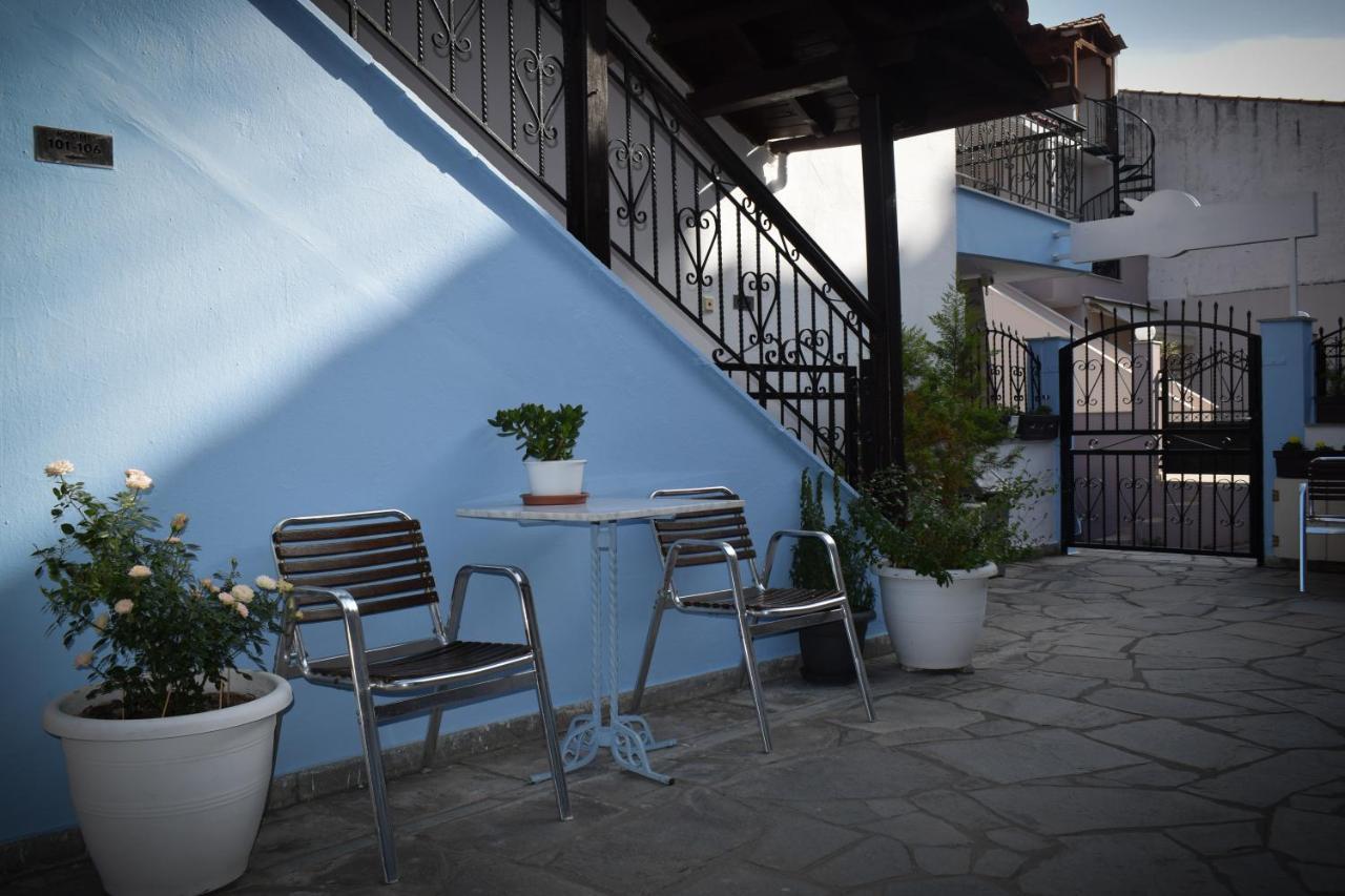 Glaros Blue Hotel เนโอสมาร์มาราส ภายนอก รูปภาพ